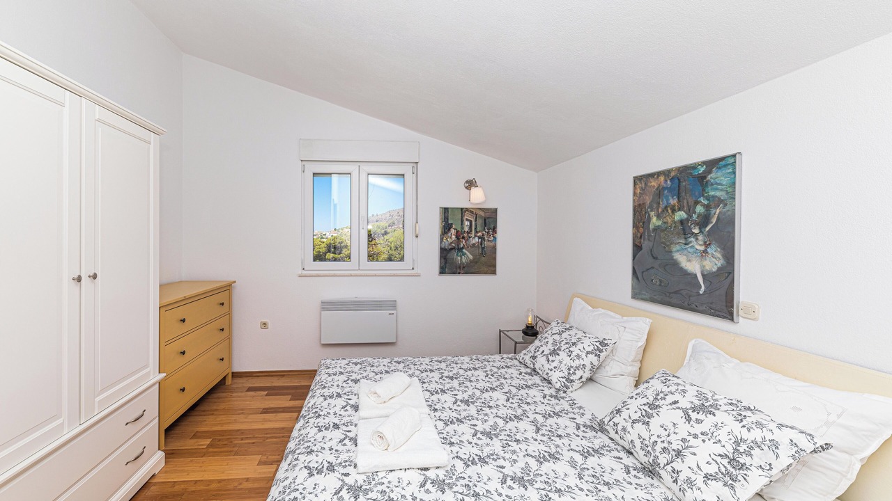 Photo of Bedroom in Zrnovnica