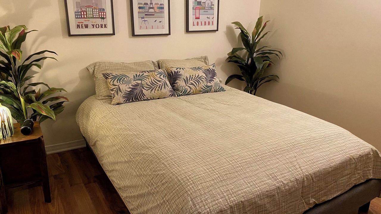 Photo of Bedroom in Elizabethtown-Kitley