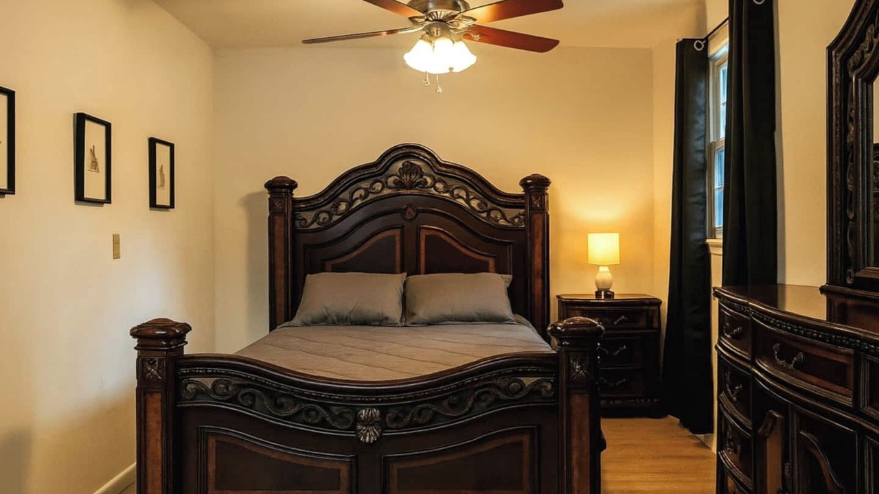 Photo of Bedroom in Latham