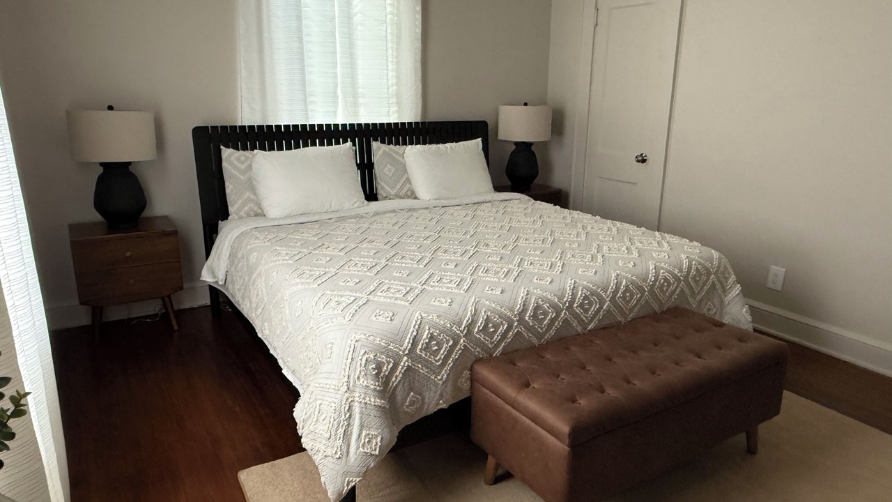 Photo of Bedroom in Duncan
