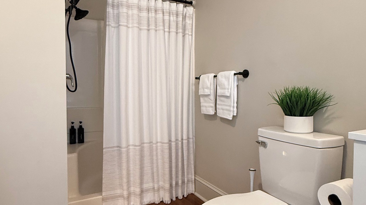 Photo of Bathroom in Duncan