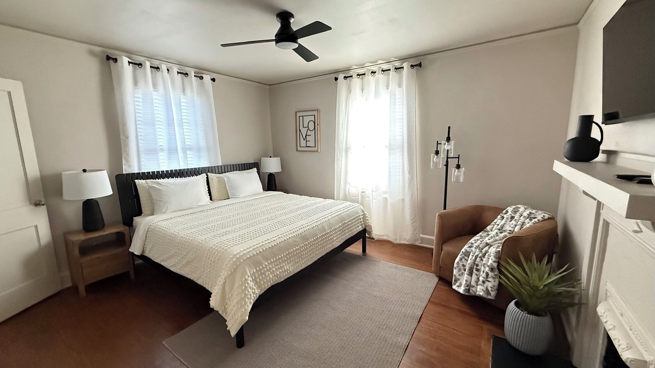 Photo of Bedroom in Duncan