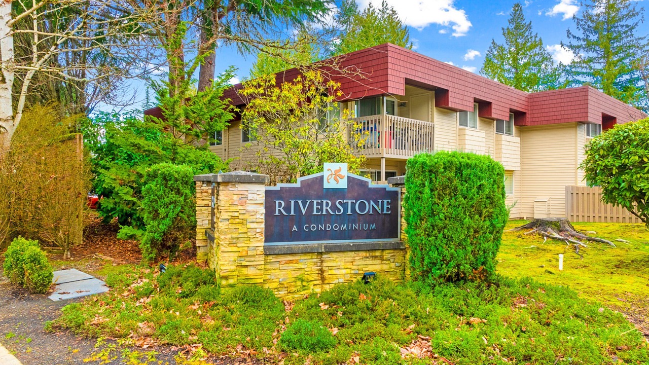 Photo of Outdoor in Lake Hills