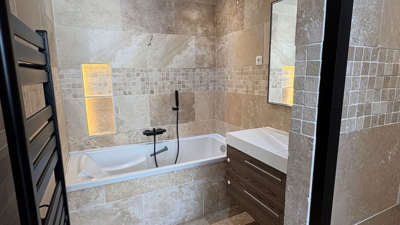 Photo of Bathroom in Belley