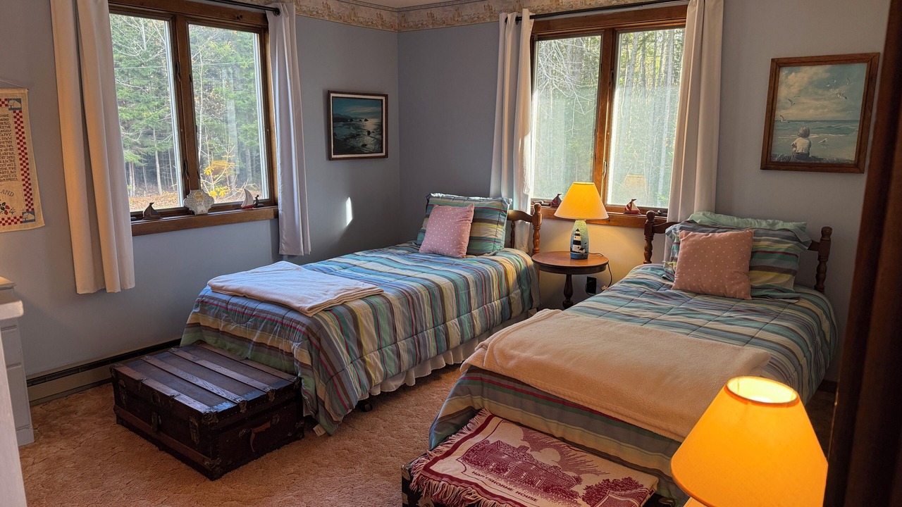 Photo of Bedroom in New Harbor