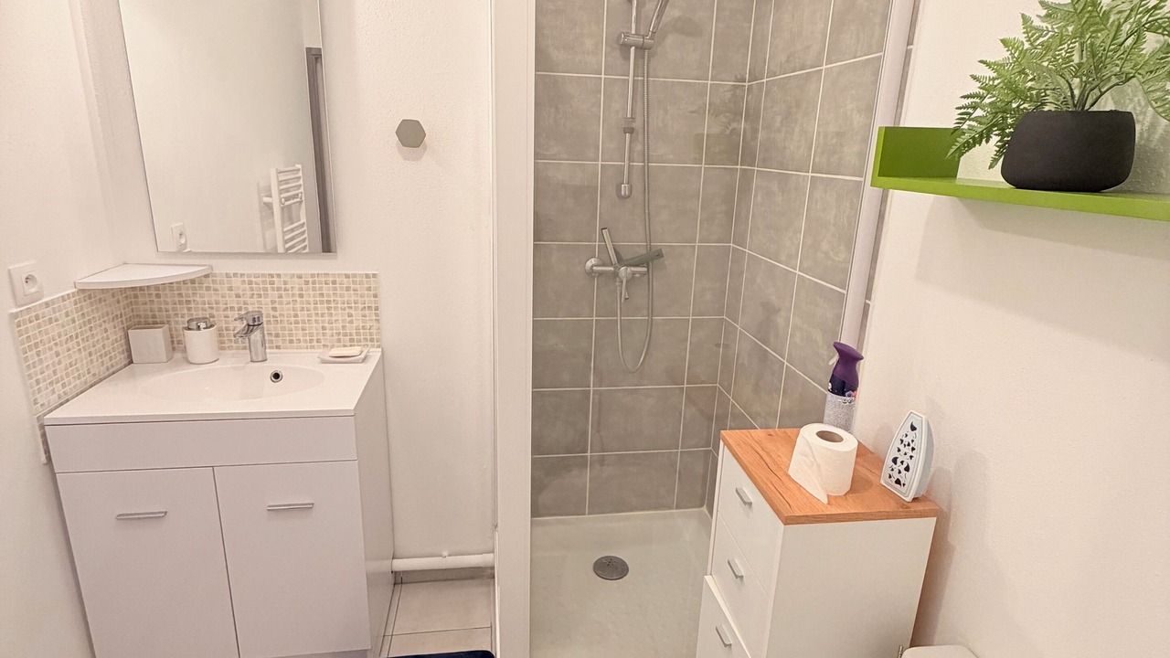 Photo of Bathroom in Digoin