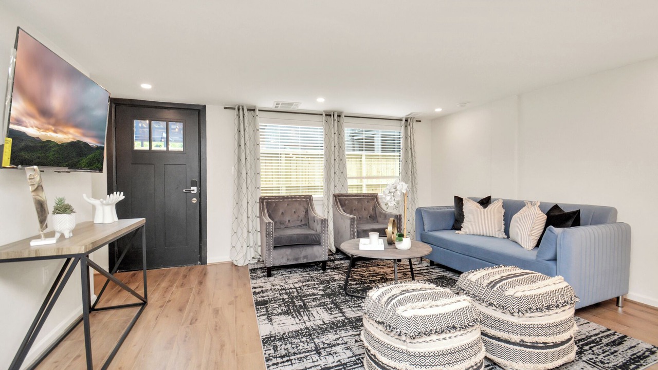 Photo of Livingroom in Greater East End