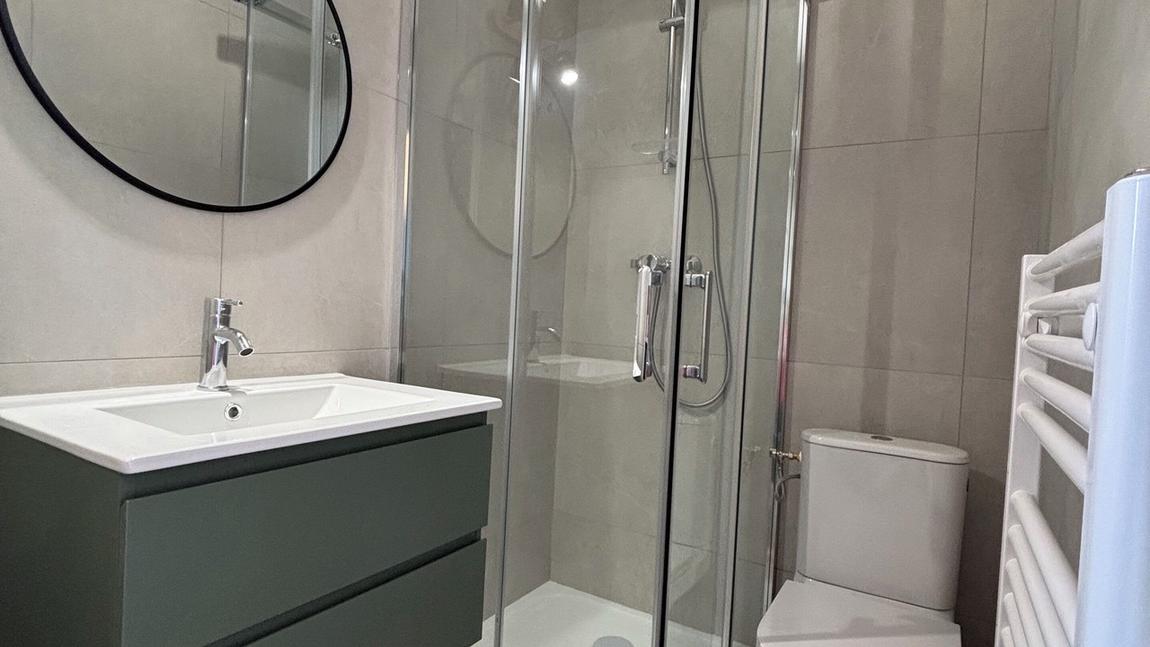 Photo of Bathroom in Laval