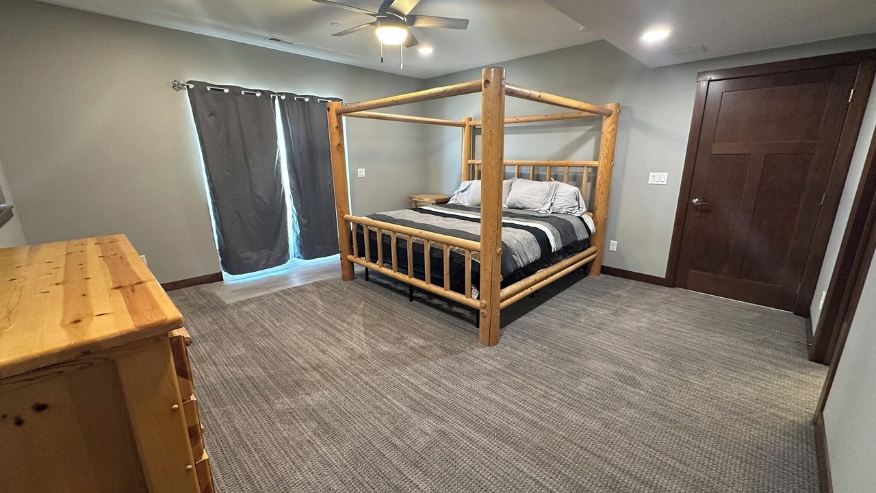 Photo of Bedroom in Mountain Green