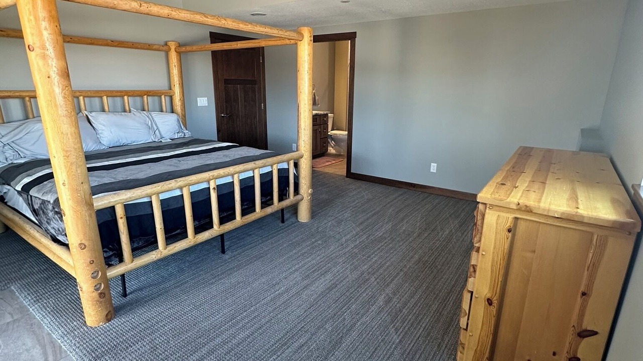 Photo of Bedroom in Mountain Green