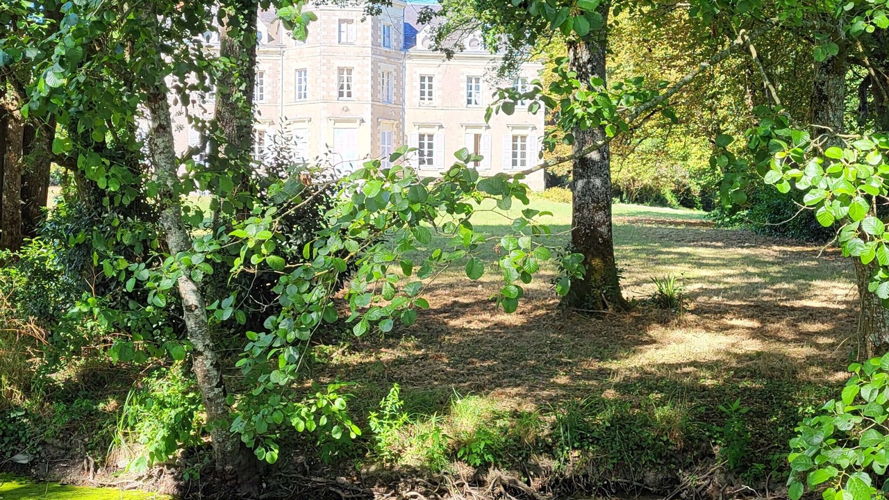 Photo of Outdoor in Saint-Etienne-de-Montluc