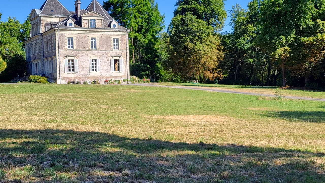 Photo of Outdoor in Saint-Etienne-de-Montluc