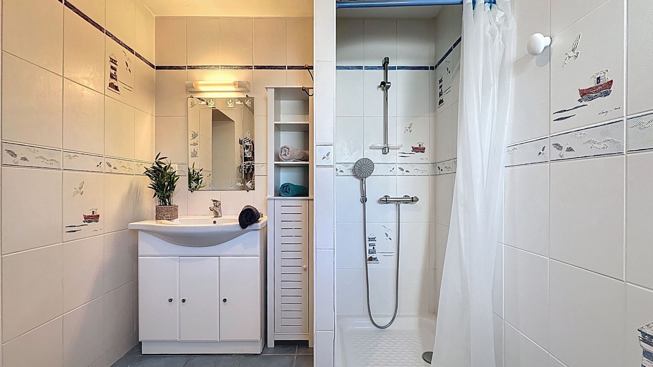 Photo of Bathroom in La Bernerie-en-Retz
