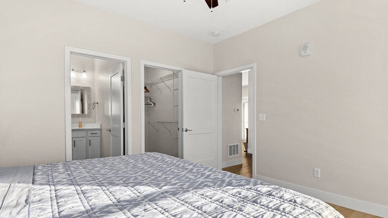 Photo of Bedroom in Orange Prairie