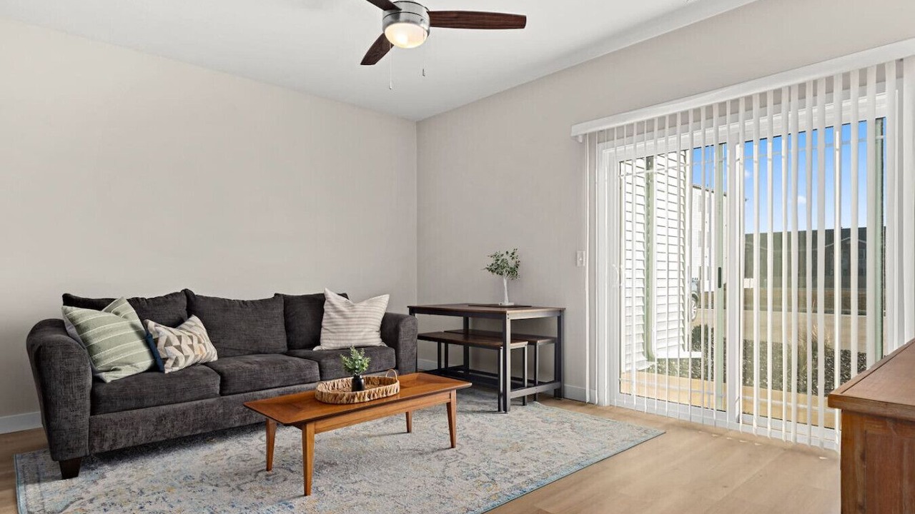 Photo of Livingroom in Orange Prairie