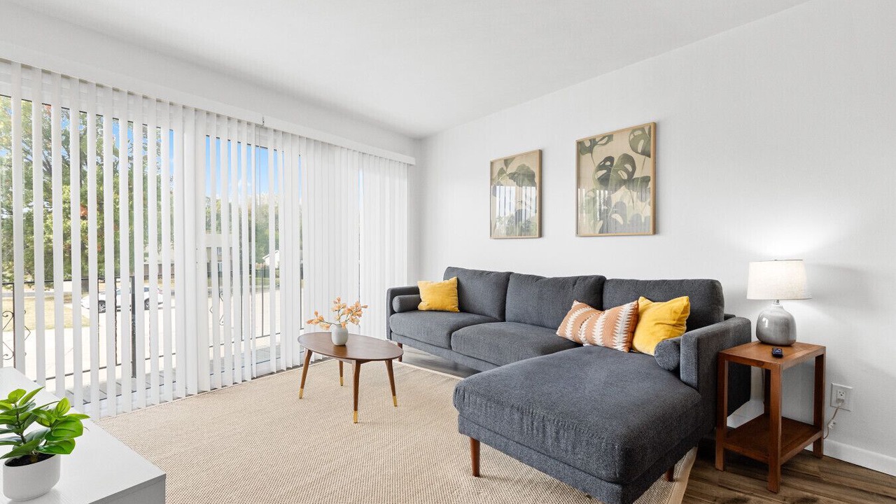 Photo of Livingroom in Orange Prairie