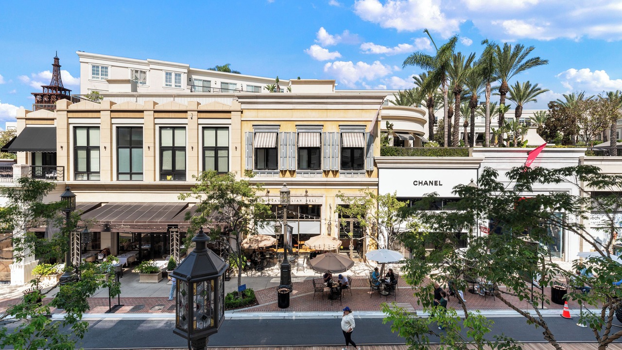 Photo of Outdoor in Downtown