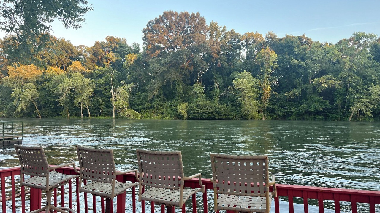 Photo of Outdoor in Swinging Bridge Village
