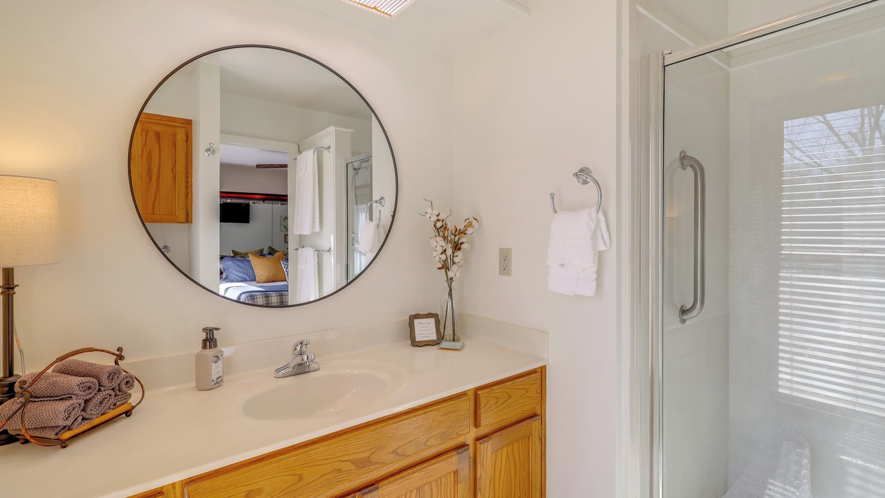 Photo of Bathroom in Swinging Bridge Village