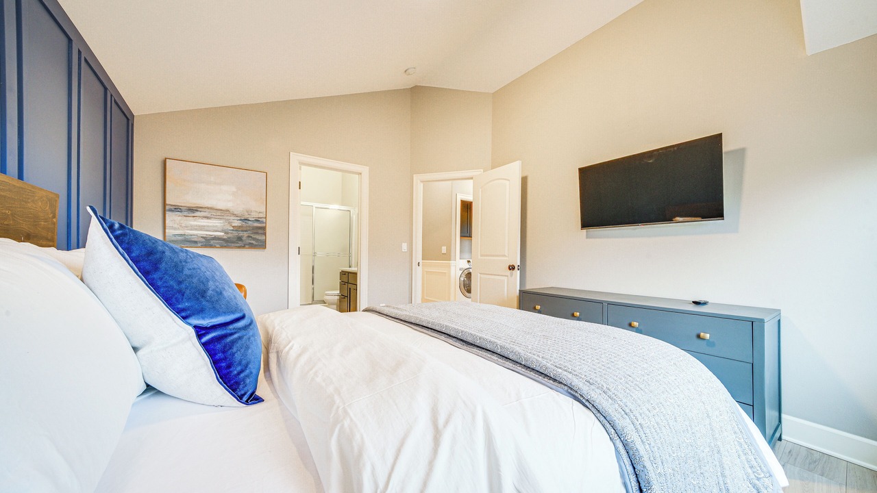 Photo of Bedroom in Central District