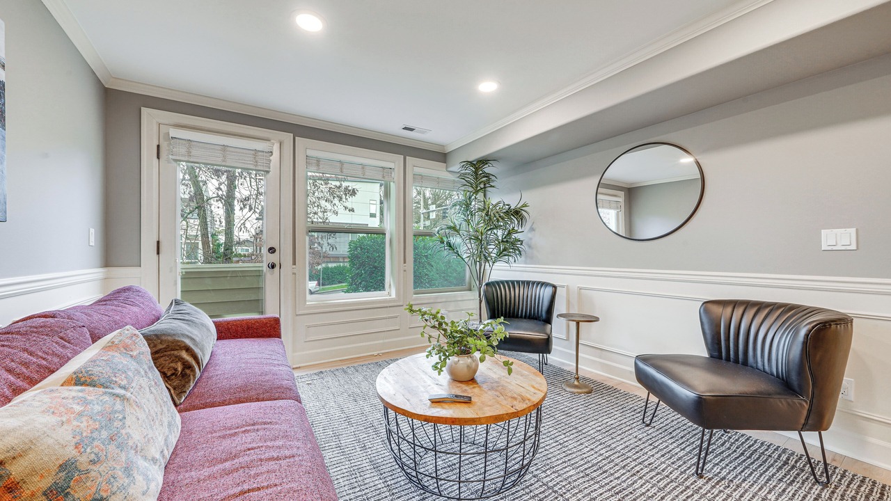 Photo of Livingroom in Central District