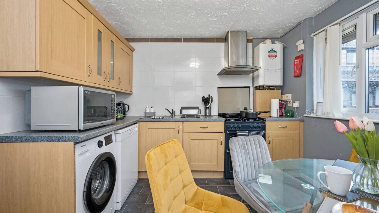 Photo of Kitchen in Central Milton Keynes