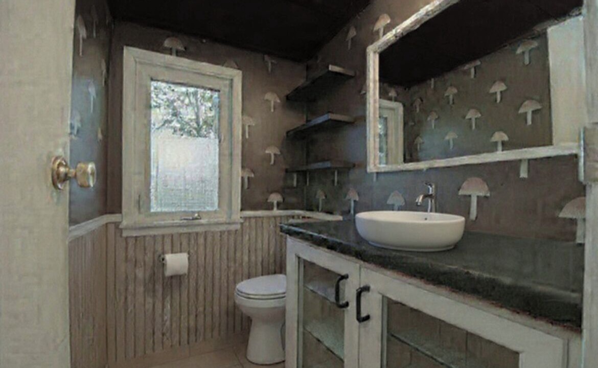 Photo of Bathroom in Selwyn