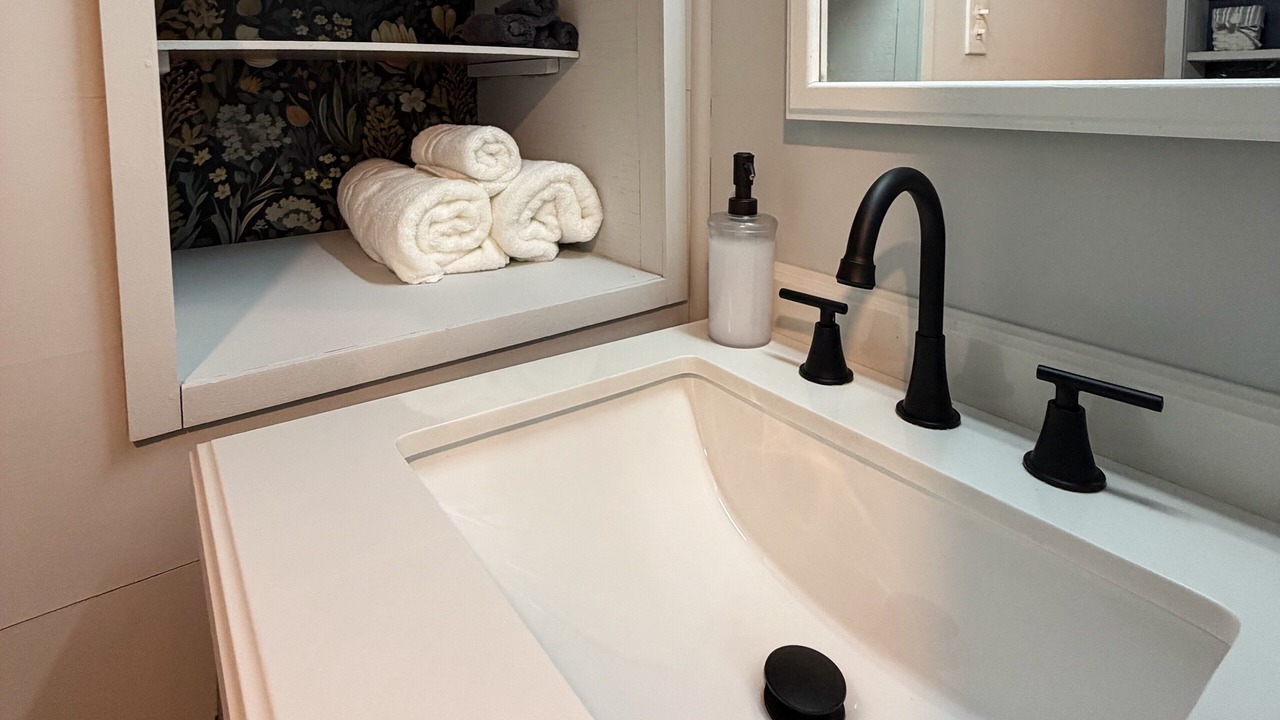 Photo of Bathroom in North Tonawanda