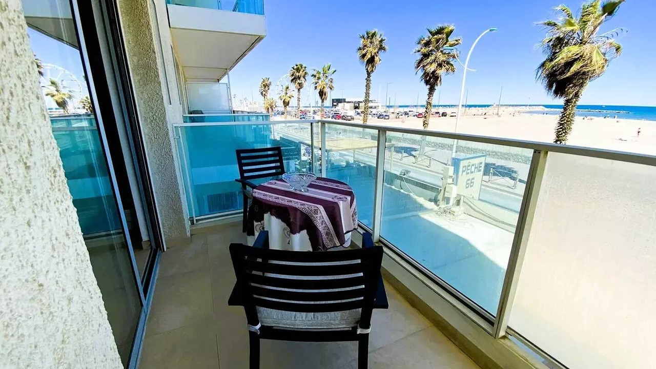 Photo of Outdoor in La Jetee