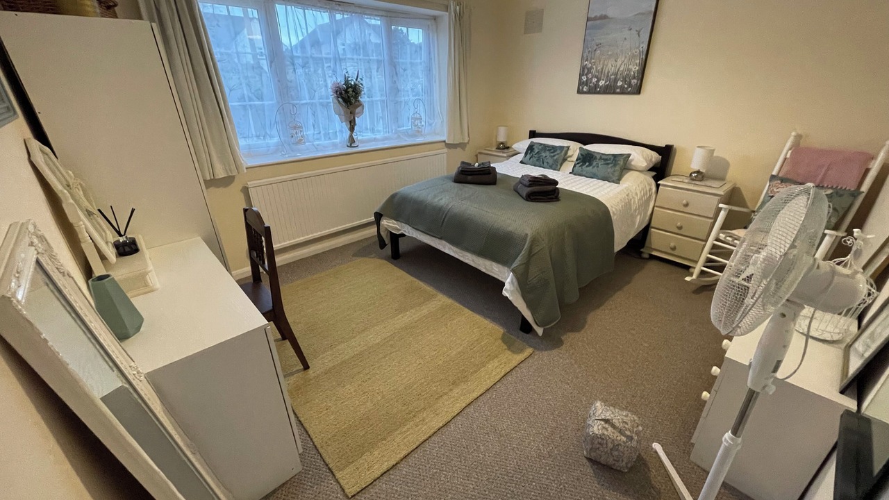 Photo of Bedroom in Wheatley
