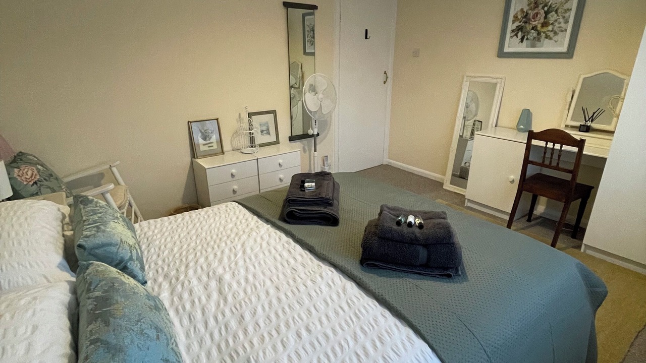 Photo of Bedroom in Wheatley