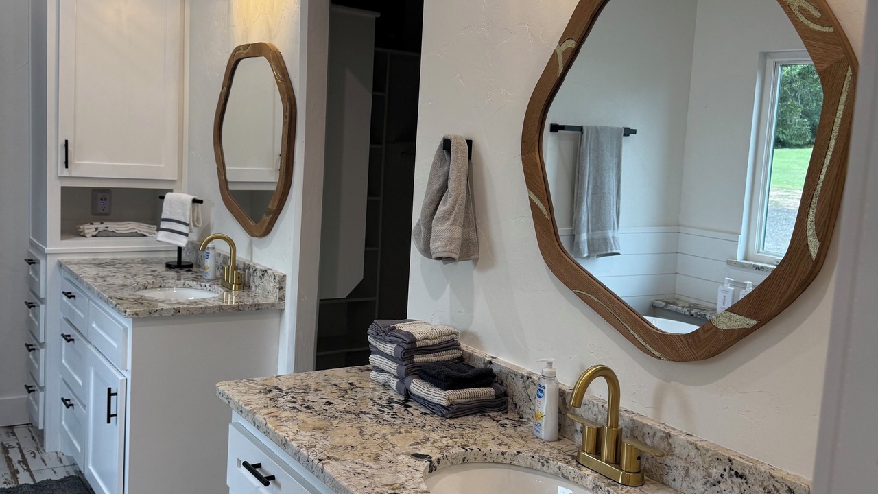 Photo of Bathroom in Longtown