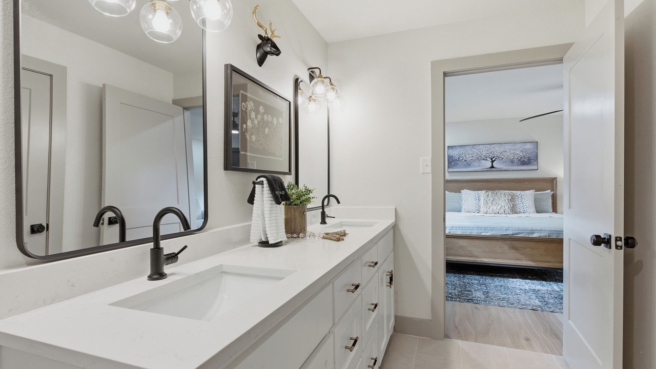 Photo of Bathroom in Denison