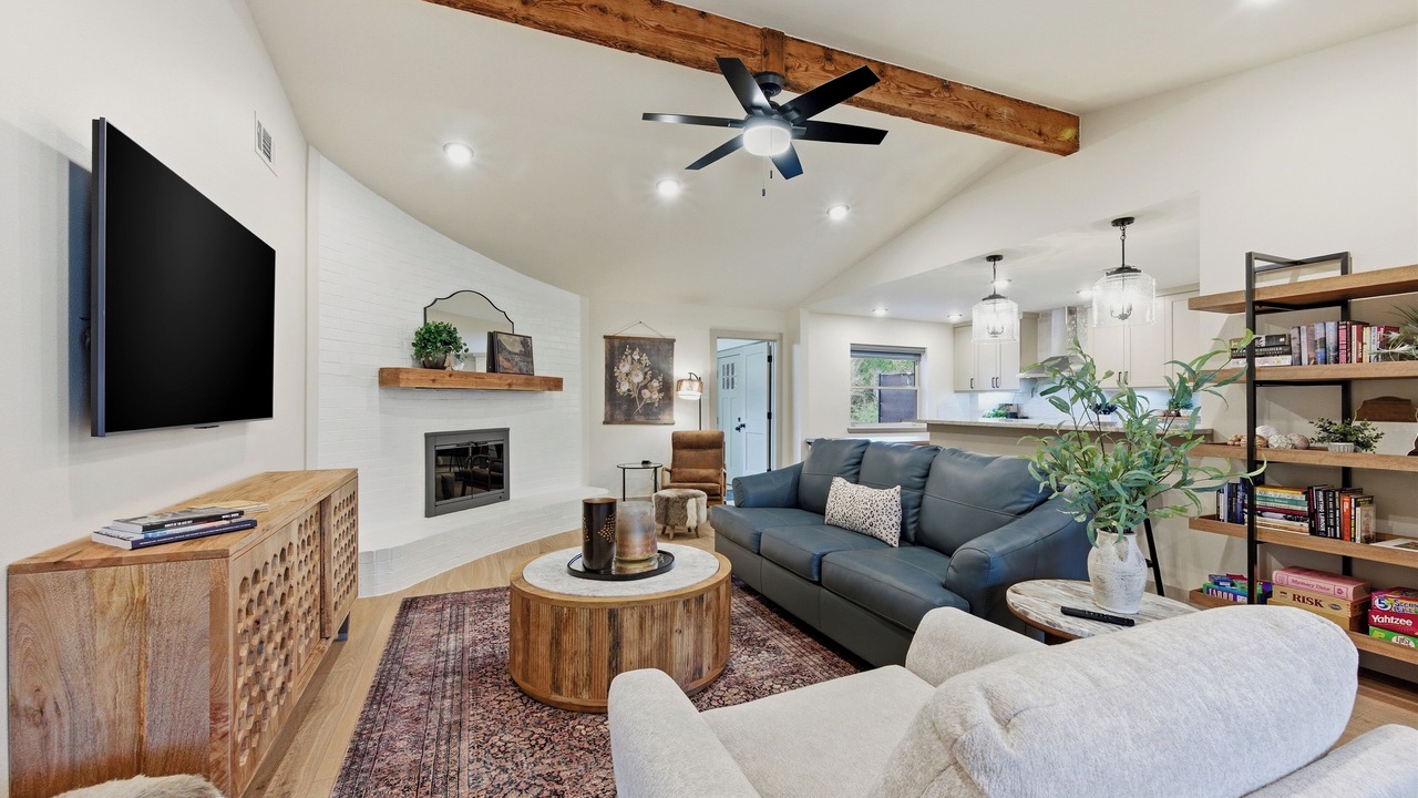 Photo of Livingroom in Denison
