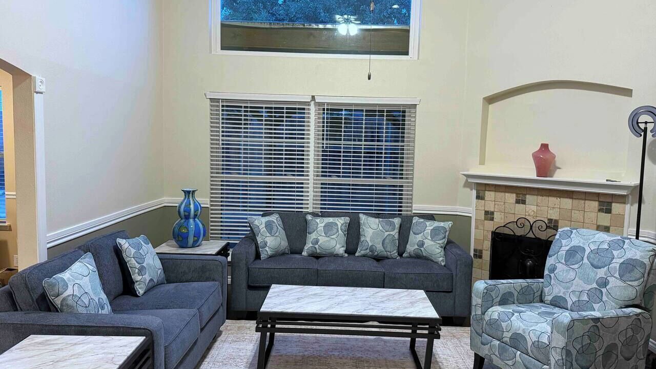 Photo of Livingroom in Lake Dallas