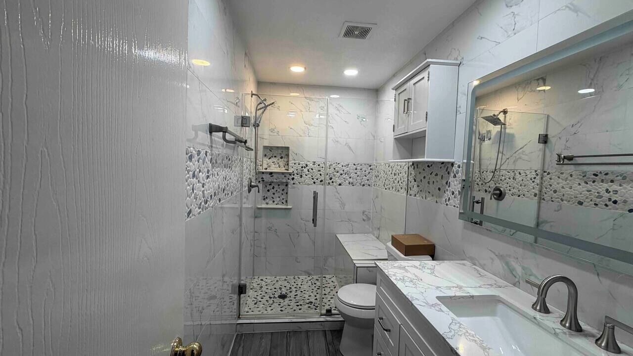 Photo of Bathroom in Lake Dallas