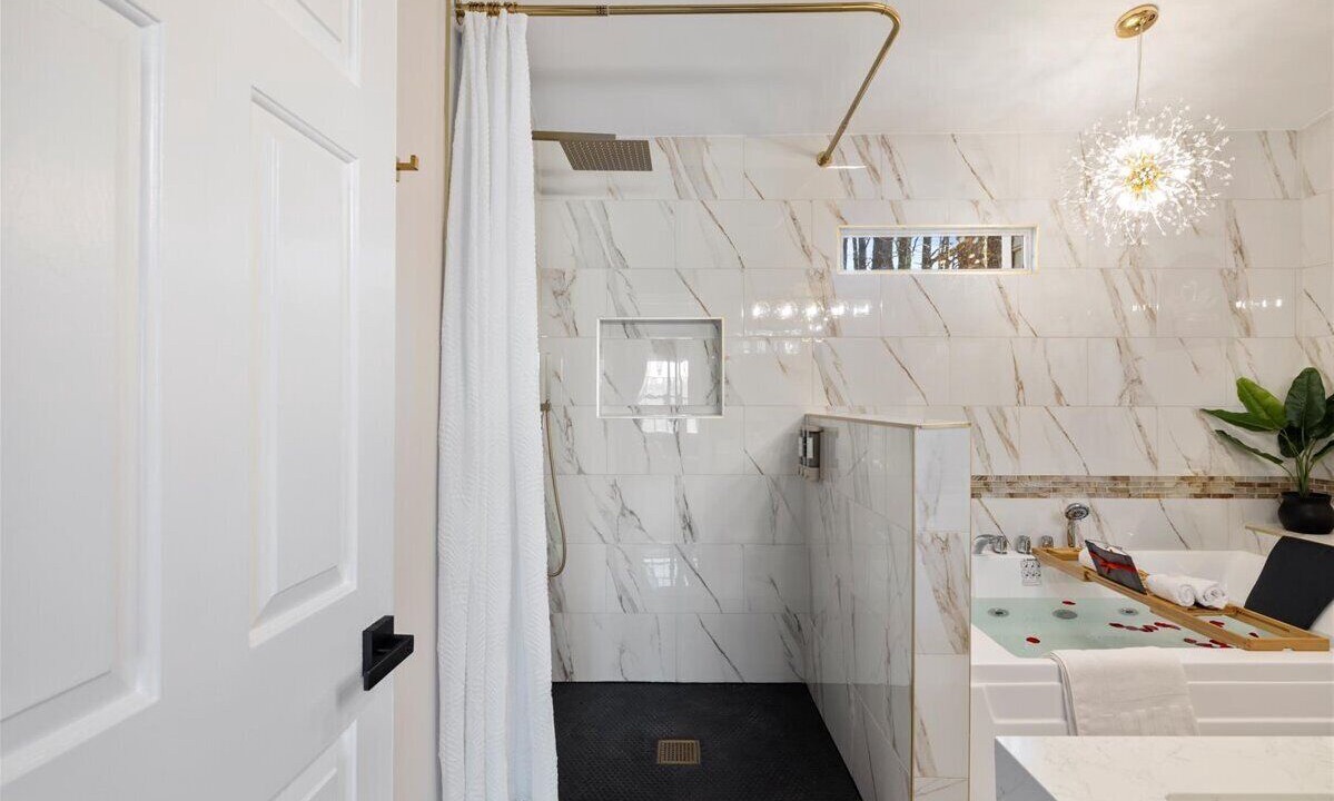 Photo of Bathroom in Apex