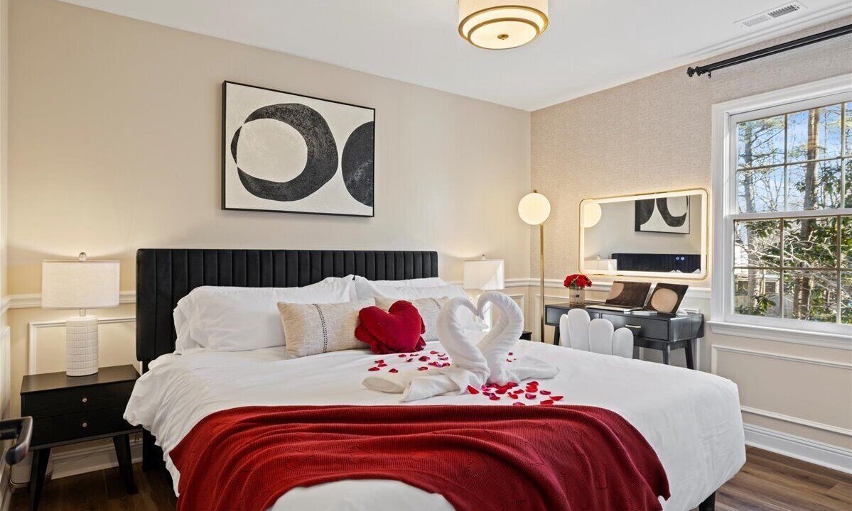 Photo of Bedroom in Apex