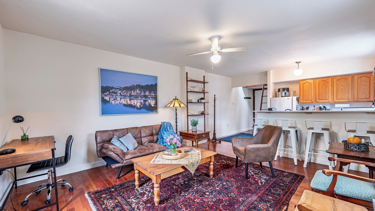 Photo of Livingroom in Spring Garden