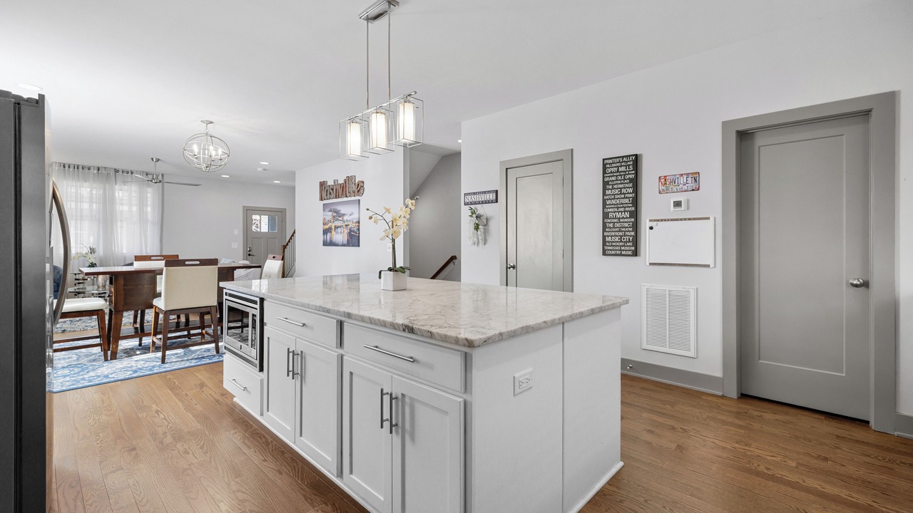 Photo of Others in Historic Waverly
