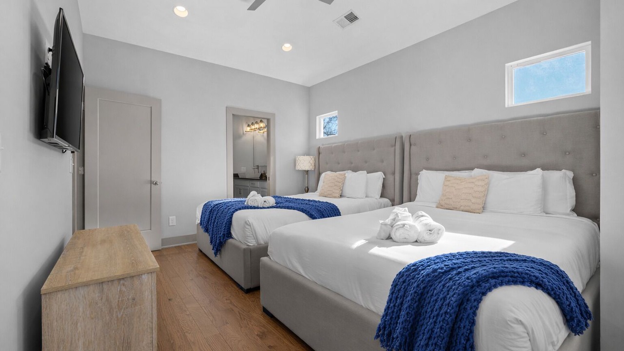 Photo of Bedroom in Historic Waverly