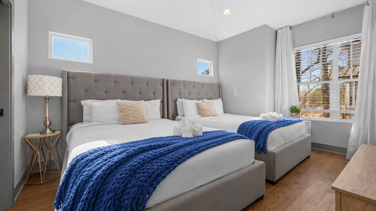 Photo of Bedroom in Historic Waverly