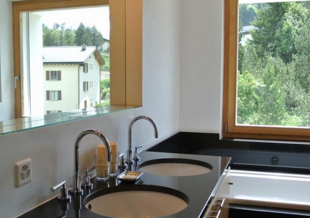 Photo of Bathroom in Maloja