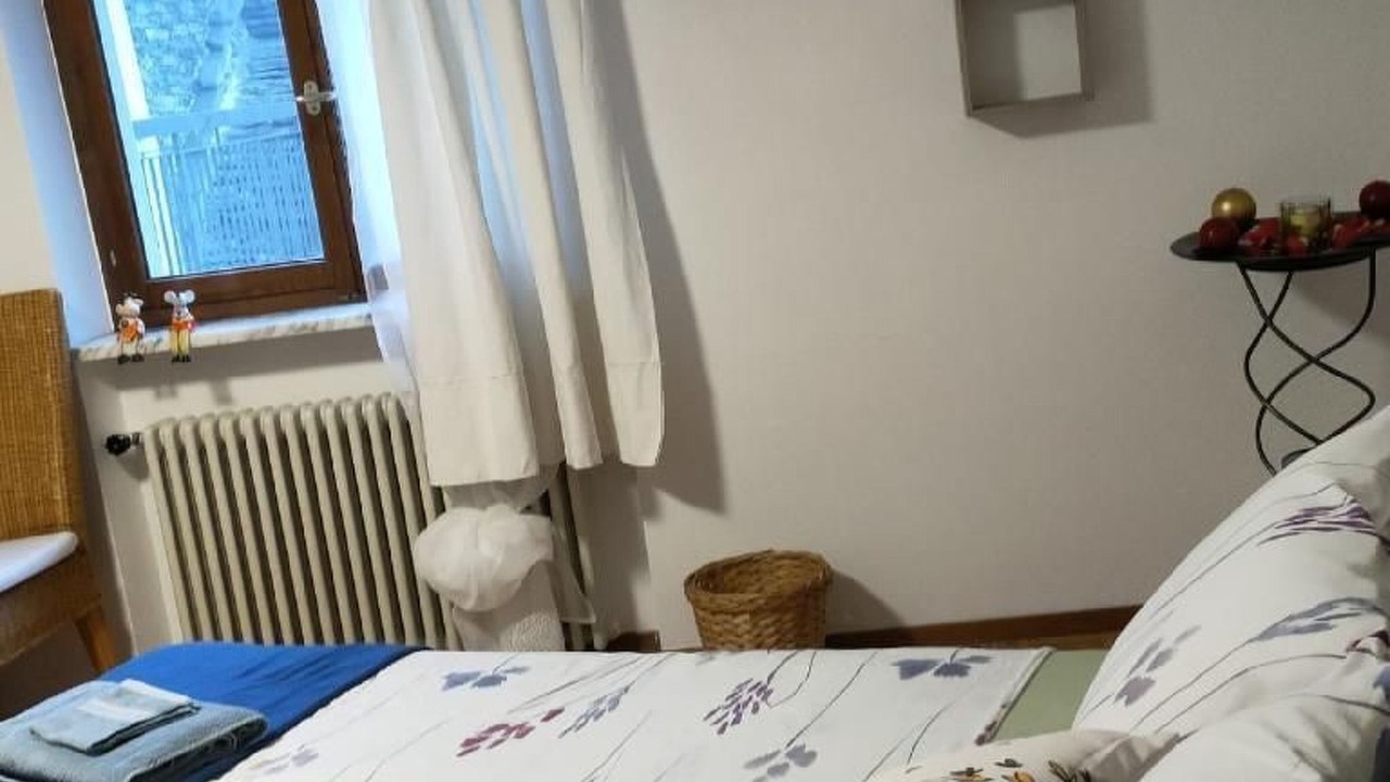 Photo of Bedroom in Foroglio