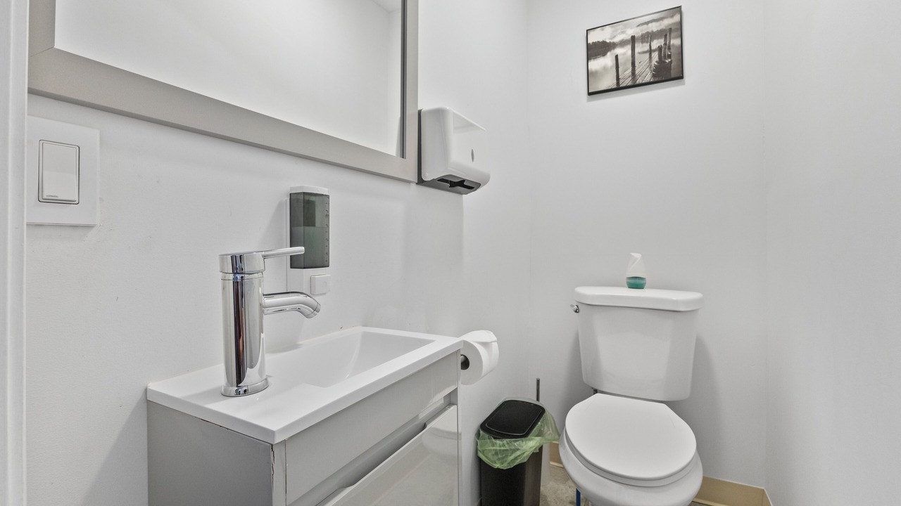 Photo of Bathroom in Nonantum