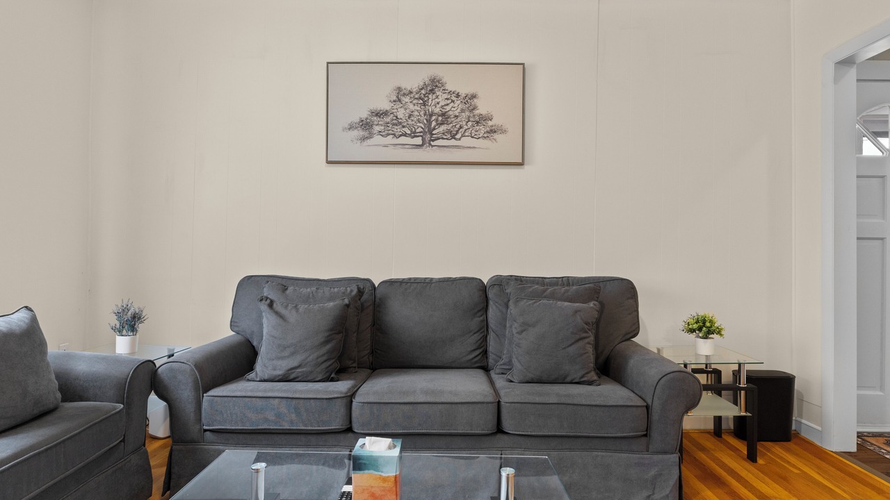 Photo of Livingroom in Nonantum