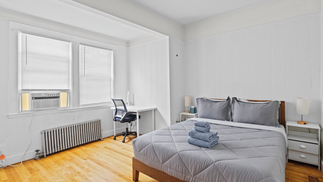 Photo of Bedroom in Nonantum