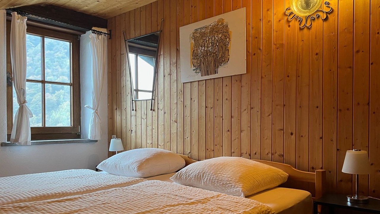 Photo of Bedroom in Mergoscia
