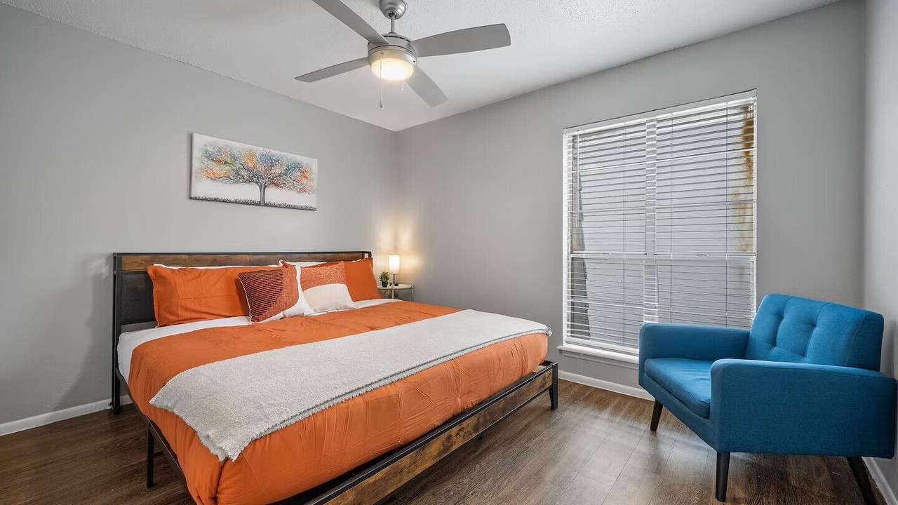 Photo of Bedroom in South Manchaca