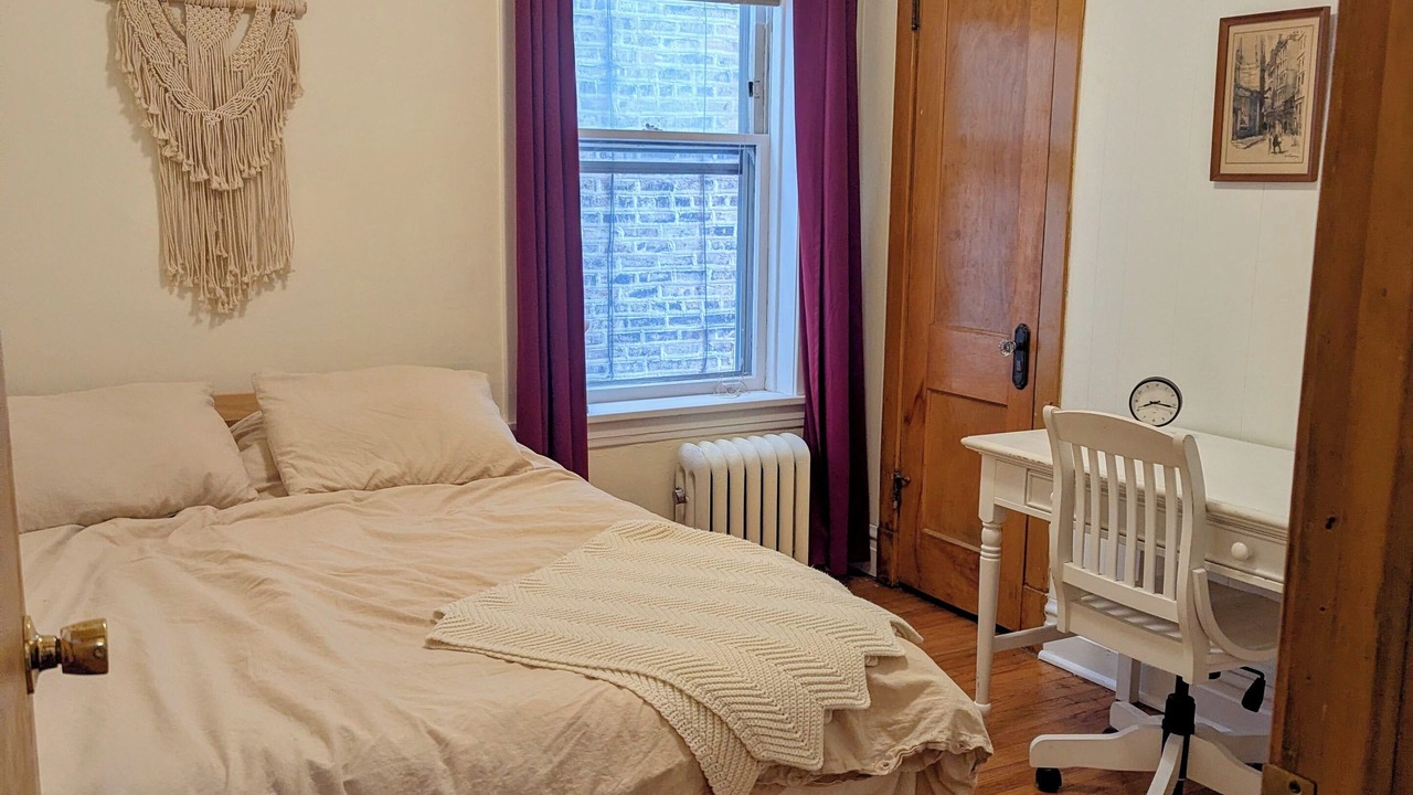 Photo of Bedroom in North Center